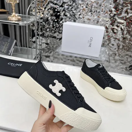 セリーヌ カジュアルシューズ