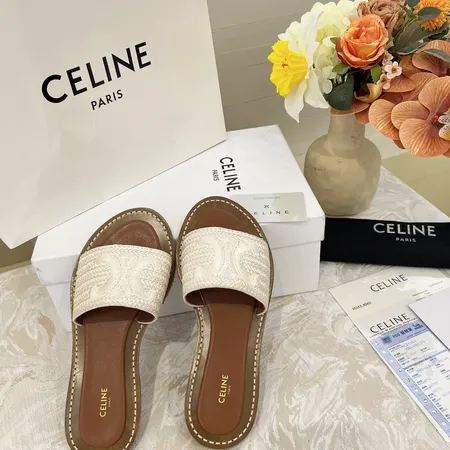 セリーヌ スリッパ