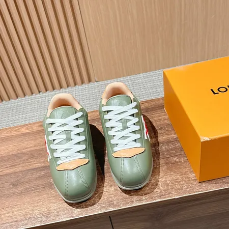 ルイヴィトン スニーカー