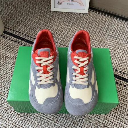 ボッテガ ヴェネタ スニーカー