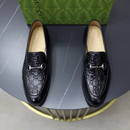 グッチ ビジネスシューズ