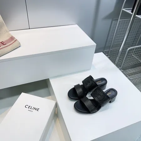 セリーヌ スリッパ