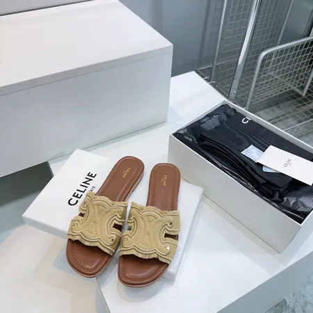 セリーヌ スリッパ
