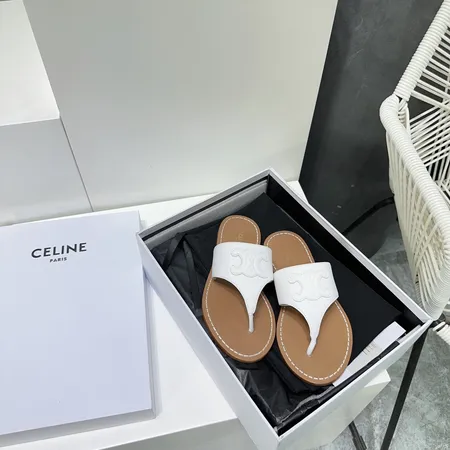 セリーヌ スリッパ