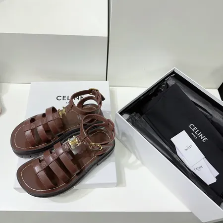 セリーヌ サンダル