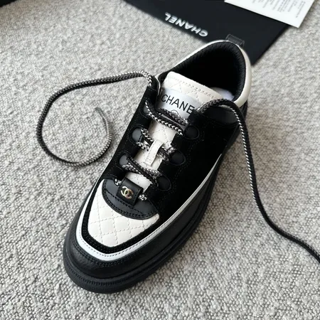 シャネル スニーカー
