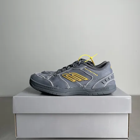 バレンシアガ カジュアルシューズ