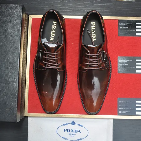 プラダ ビジネスシューズ