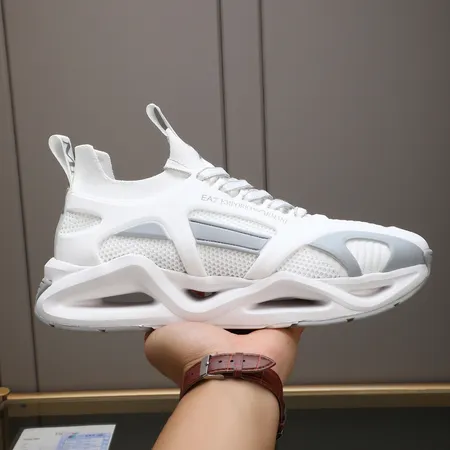 アルマーニ スニーカー