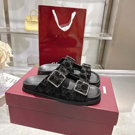 グッチ スリッパ