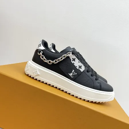 ルイヴィトン カジュアルシューズ