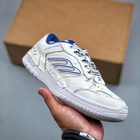 バレンシアガ カジュアルシューズ