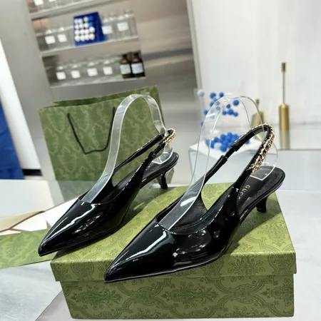 グッチ サンダル