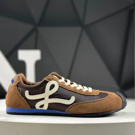 ロエベ カジュアルシューズ