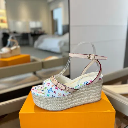 ルイヴィトン サンダル