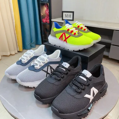 アルマーニ カジュアルシューズ