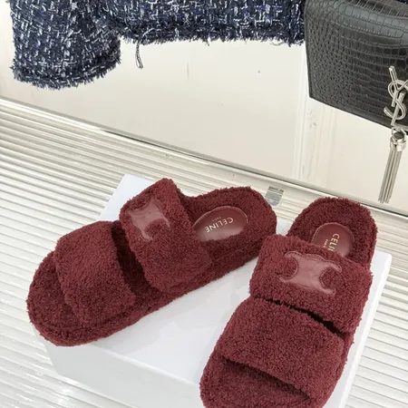 セリーヌ スリッパ