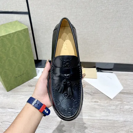 グッチ ビジネスシューズ