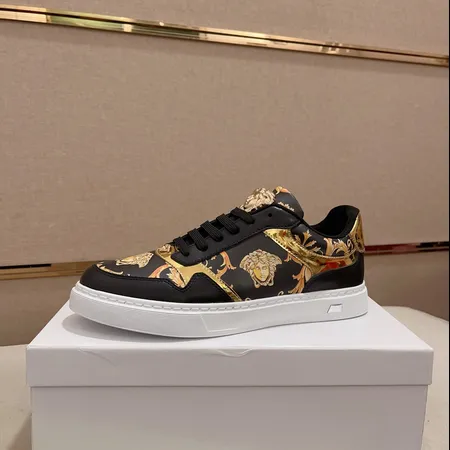 ヴェルサーチ カジュアルシューズ