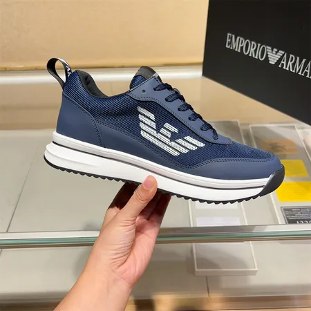 アルマーニ カジュアルシューズ