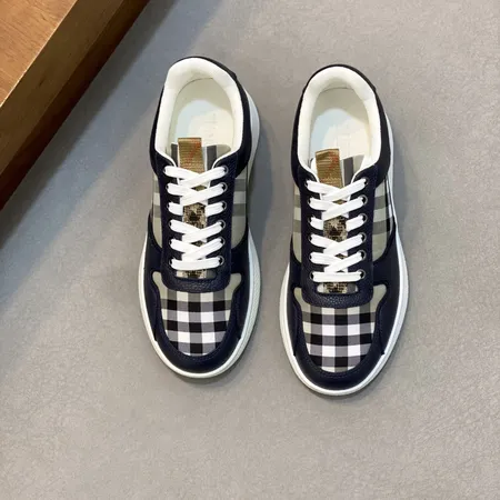 バーバリー ス カジュアルシューズ