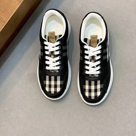 バーバリー ス カジュアルシューズ