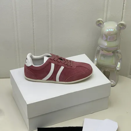 セリーヌ カジュアルシューズ