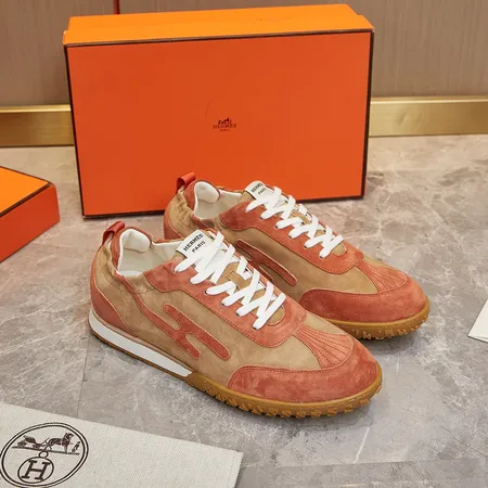 エルメス スニーカー