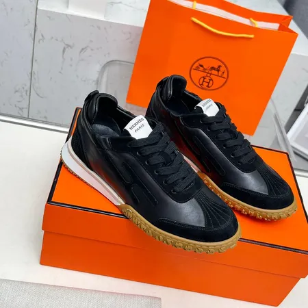 エルメス スニーカー