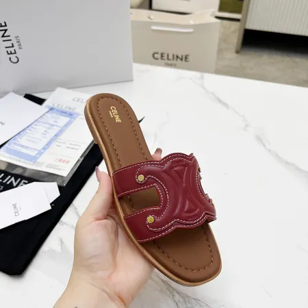 セリーヌ スリッパ