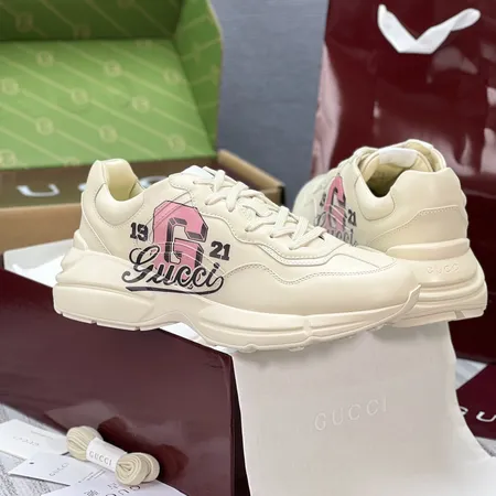 グッチ スニーカー