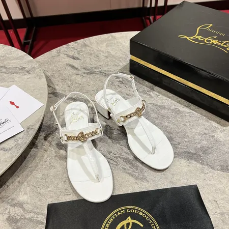 クリスチャン・ルブタン サンダル