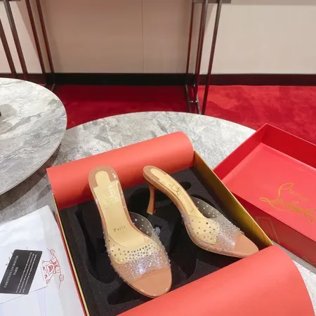 クリスチャン・ルブタン サンダル