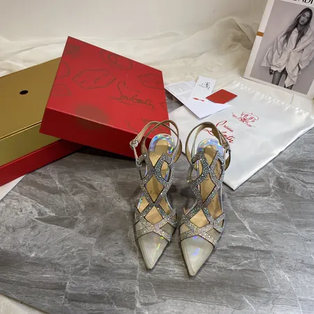 クリスチャン・ルブタン サンダル