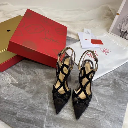 クリスチャン・ルブタン サンダル