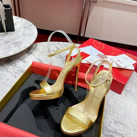 クリスチャン・ルブタン サンダル