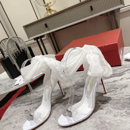 クリスチャン・ルブタン サンダル