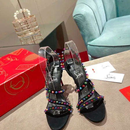 クリスチャン・ルブタン サンダル