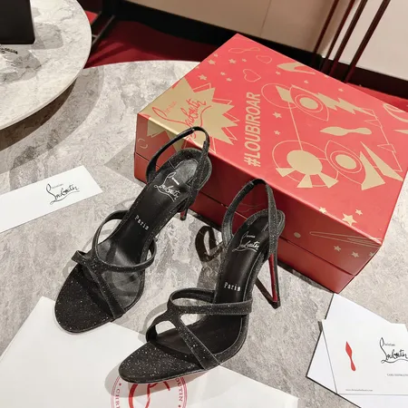 クリスチャン・ルブタン サンダル