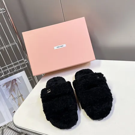 ミュウミュウ スリッパ