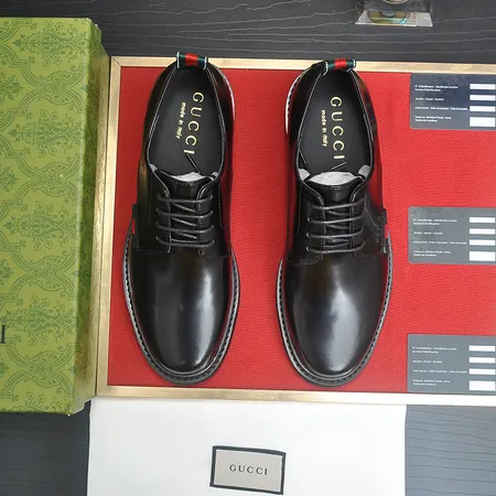 グッチ ビジネスシューズ
