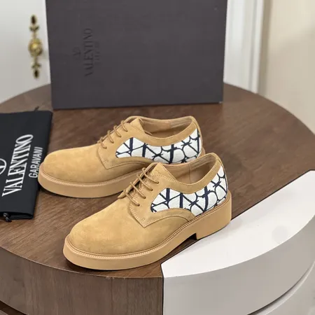 ヴァレンティノ ビジネスシューズ