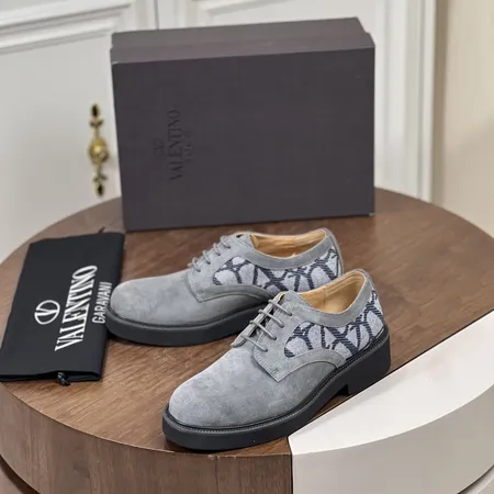 ヴァレンティノ ビジネスシューズ