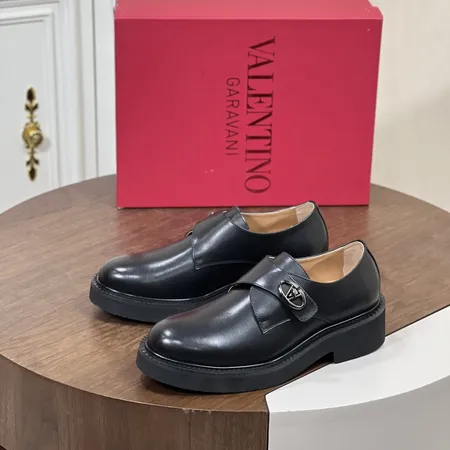 ヴァレンティノ ビジネスシューズ