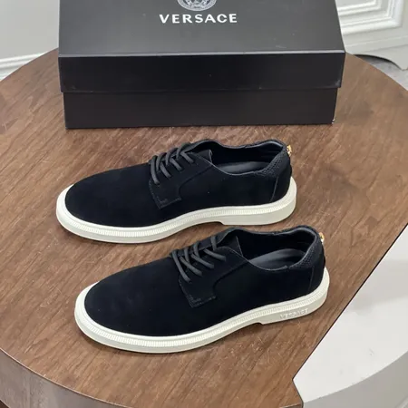 ヴェルサーチ カジュアルシューズ