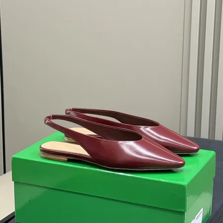 ボッテガ ヴェネタ サンダル