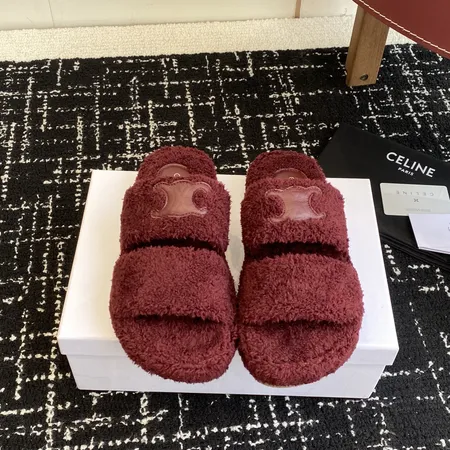 セリーヌ スリッパ