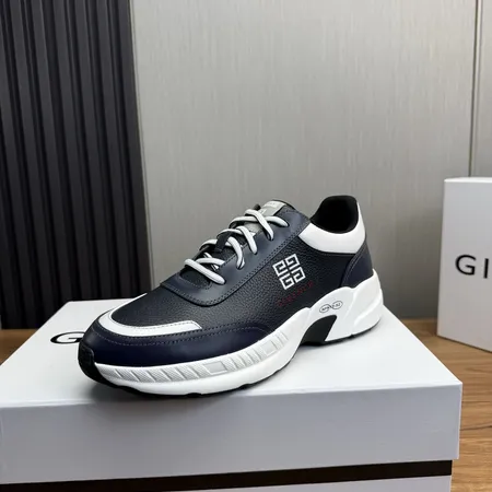 ジバンシィ スニーカー