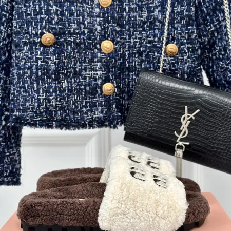 ミュウミュウ スリッパ