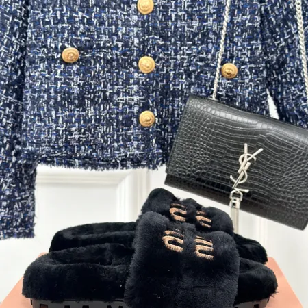 ミュウミュウ スリッパ